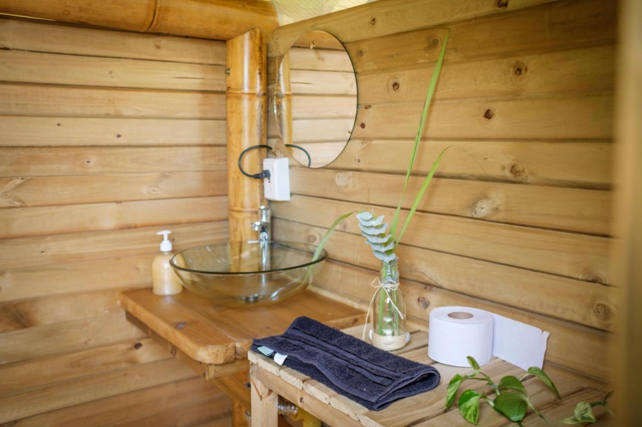 La Perla Negra - Black Pearl Eco Hostel Сан Рафаел Екстериор снимка